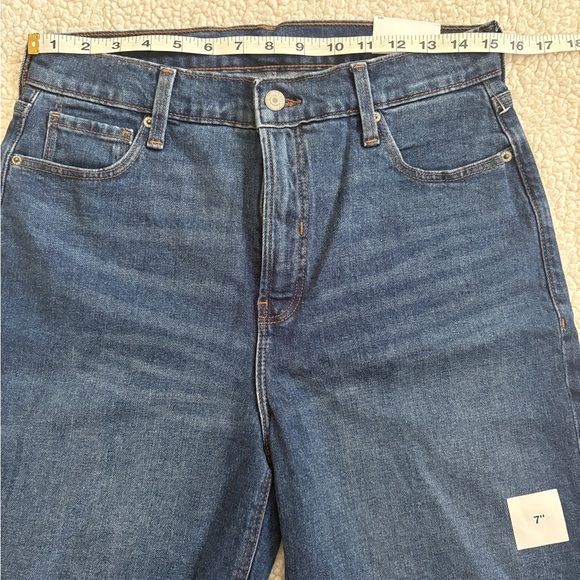 Old Navy Women's Dark Blue Denim Shorts - Picture 2 of 5